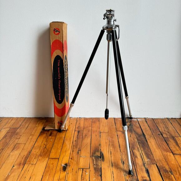 Vintage PAGLIUSO ENG CO. Hollywood Junior Extendo Tripod Black